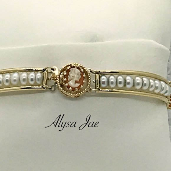 *RARE* Vintage Cameo Estate Jewelry - Rafka Bracelet & Pendant - Picture 10 of 14